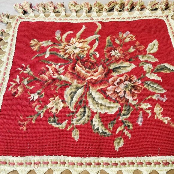Vtg Wool Floral Needlepoint Hand Embroidery Pillow Case Sham Tassel Trim 17 x 15 - Picture 3 of 6